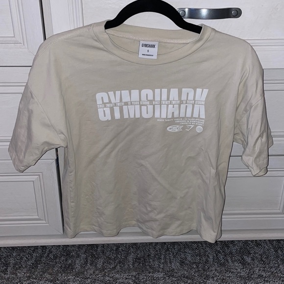 Gymshark Tops - Gymshark limited addition tshirt